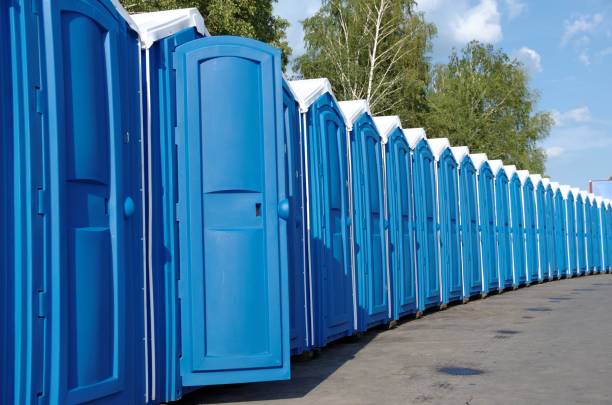 Best Porta potty rental near me  in Lovington, IL